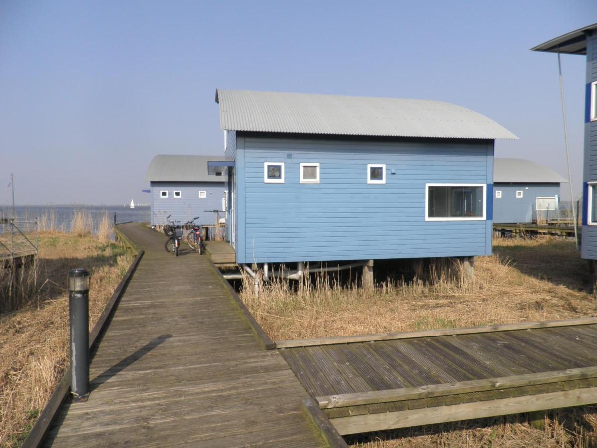 6 Pers. Waterfront Home Seeblick, Equipped Stilt House On The Water Anjum Exterior foto